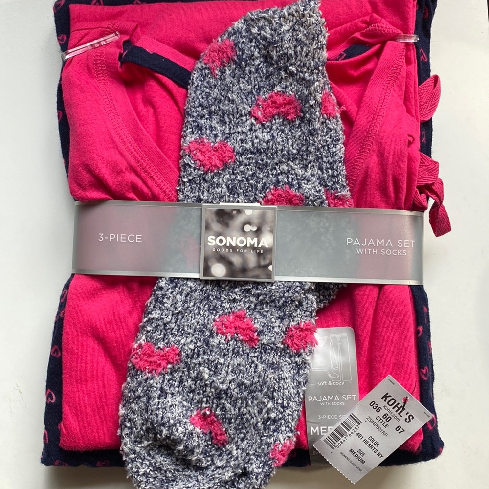 Pajama Set: Women’s Valentines Day